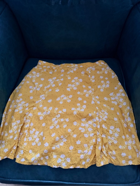 Billabong Dresses & Skirts - Billabong Yellow Floral A-Line Skirt